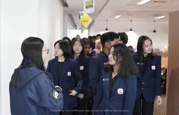 Konsisten Gaungkan Literasi Keuangan bagi Generasi Muda, Astra Life Sambut Kunjungan Mahasiswa President University
