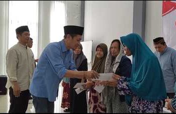 Semarak Kemerdekaan, PWI Tangsel dan Baznas Gelar Santunan Anak Yatim & Dhuafa: Semangat Berbagi di Bulan Kemerdekaan