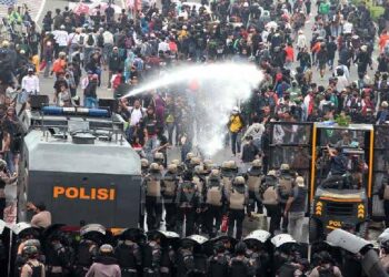 Ketua Dewan Pers Ingatkan Wartawan Jaga Profesionalisme saat Liput Aksi Demo di Jakarta