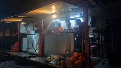 Pemkot Tangsel Buka Dapur Umum hingga Berikan Kebutuhan Korban Kebakaran Asrama Polsek Serpong