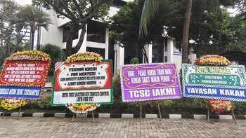 Cukai Rokok Batal Naik, ‘Menteri Koboi’ Tuai Papan Bunga Protes dari Pemuda dan Masyarakat
