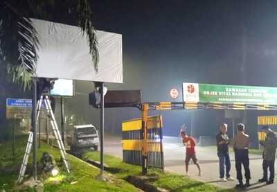 BRIN Diduga Tetap Paksakan Penutupan Jalan Provinsi Serpong–Parung, Warga Muncul Siaga Semalaman