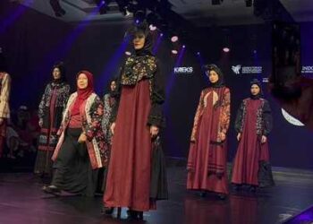 Rumah Rahma Hadirkan Keanggunan Batik Madura dalam Balutan Retro Modern di IN2MF 2025