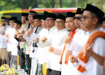 Ribuan Santri Ramaikan Pemkot Tangsel, Pilar: Mereka Aset dan Pondasi untuk Membangun Bangsa
