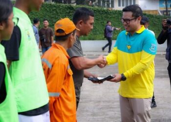 Pilar Ajak Warga Hidupkan Lagi Semangat Gotong Royong dengan Jumat Bersih