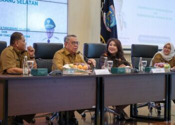 Benyamin Ingatkan Camat dan Lurah di Tangsel Soal Tertib Urus Pertanahan Warga