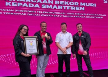 Pertama di Indonesia! SMARTFREN Raih Rekor Nasional sebagai Penyedia Layanan Telekomunikasi dengan Penyelenggaraan Ajang Lari Terbanyak dalam Satu Tahun