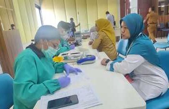 RSU Tangerang Selatan Gelar Donor Darah Serentak dalam Rangka HUT Arsada dan Hari Kesehatan Nasional