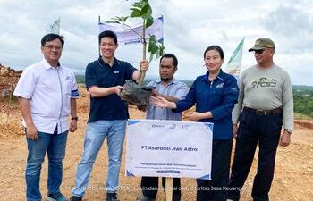 Kolaborasi Astra Life, SANF, & Asuransi Astra, Hadirkan Program Penanaman Pohon & Literasi Keuangan di Banjarbaru Kalimantan Selatan