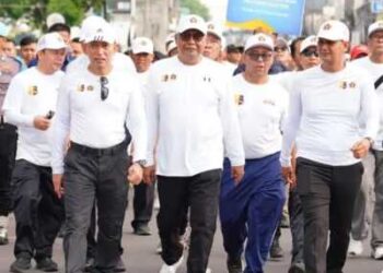 Kapolri Hadiri dan Meriahkan Jalan Santai Kick Off menuju HPN 2026 di Serang Banten