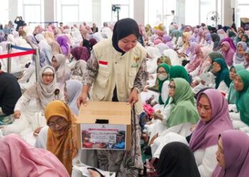 Tablig Akbar HUT ke-17 Tangsel: Pilar Ajak Warga Doakan Korban Banjir Sumatera dan 350 Anak Yatim Terima Santunan