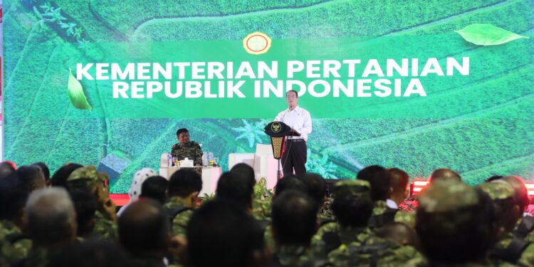 Di Hadapan Ribuan Kepala Desa se-Sulsel, Mentan Amran Bicara Soal Kunci Sukses hingga Hilirisasi