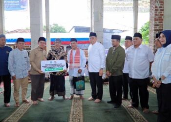 Safari Ramadan Tangsel 2026, Benyamin Salurkan Total Bantuan Rp405 Juta untuk Imam, Marbot hingga Guru Ngaji