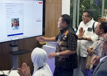 Hadirkan Standar Baru Keamanan dan Kenyamanan Pelanggan XLSMART Percepat Digitalisasi Layanan Registrasi Biometrik Wajah dan eSIM
