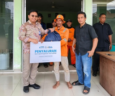 BRI BO Bekasi Siliwangi Salurkan Bingkisan Ramadan