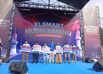 Mudik Gratis Pertama Pasca Merger XLSMART Berangkatkan 700 Pemudik