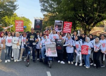 Perempuan Disebut Jadi Target Strategi Industri Rokok