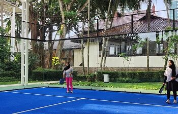 Halal Bihalal Makin Seru dengan Padel Fun Match di ARYADUTA Country Club