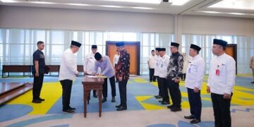 Lantik 6 Pejabat Baru, Wali Kota Tangsel Tekankan Integritas dan Tingkatkan Pelayanan