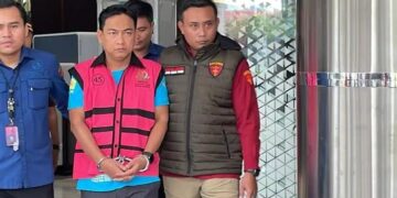 Belum Genap Seminggu dilantik, Ketua Ombudsman, Ditahan Kejaksaan Agung