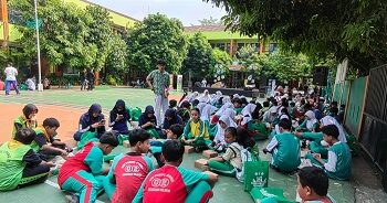 Kolaborasi DLH Tangsel Tanamkan Kesadaran Lingkungan Sejak Dini di Sekolah