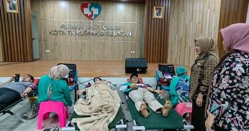 Momentum HUT ke -16 dan Hari Kartini, RSU Kota Tangerang Selatan Gelar Donor Darah