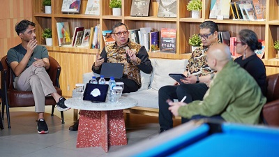 AI dan Masa Depan Kreativitas, Manusia Tetap Pencipta Utama Karya