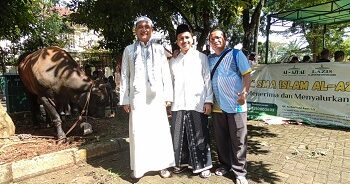 Al Azhar BSD Salurkan 145 Kambing dan 13 Sapi di Iduladha 1447 H kepada Masyarakat Sekitar
