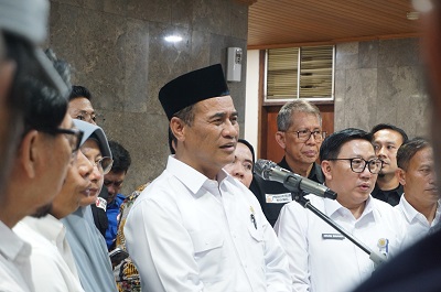 Mentan Amran Kawal Harga Telur Peternak, Model Sidrap Dinilai Layak Diterapkan Nasional