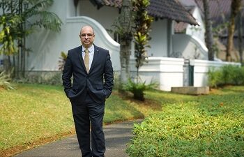 ARYADUTA Lippo Village Perkuat Pengalaman Tamu Melalui Kepemimpinan Baru