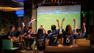 Saatnya Nobar Lebih Seru! Rayakan Euforia Sepak Bola Dunia di ibis Styles Serpong BSD City