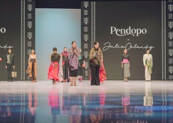 Pendopo dan Julia Orlandy Luncurkan Koleksi “Nadi di Tondi”, Hadirkan Interpretasi Modern Ulos di Indonesia Fashion Week 2026