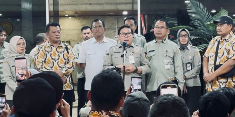 Peternak Angkat Jempol! Mentan Amran Tahan Kenaikan Harga Pakan, Genjot Penyerapan Telur