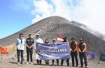 Mapala UI Bangun Ekonomi Desa dan Kembangkan Wisata Dirgantara di Maluku