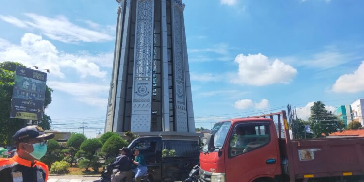 gak kompak, wagub bilang tugu pamulang tidak diresmikan