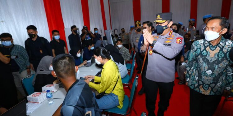 Kapolri Kejar Target Vaksin Booster Agar Warga Miliki Kekebalan Jalani Aktivitas Ramadan