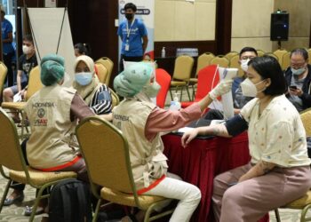 pemkot tangsel kerja sama dengan traveloka buka sentra vaksin