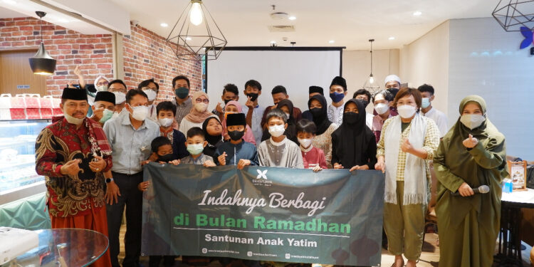 Raih Berkah Ramadan 1443 H, RS Brawijaya Depok Lakukan Edukasi Kesehatan dan Santuni Puluhan Anak Yatim