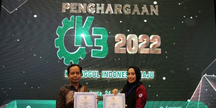 28 Unit Usaha dan Mitra Pemasok APP Sinar Mas Raih Penghargaan Manajemen K3 Dari Kemnaker
