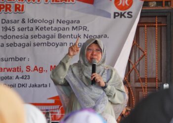 Pada Kunjungan Dapil, Anis Byarwati Didaulat Menjadi Bunda UMKM Jakarta Timur