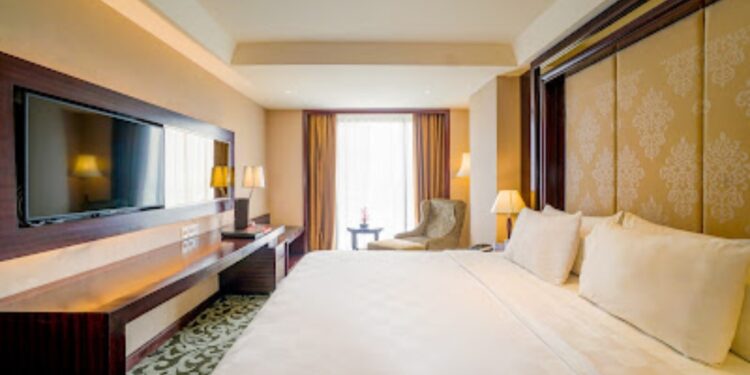 Hello June !!! Swiss-Belhotel Serpong