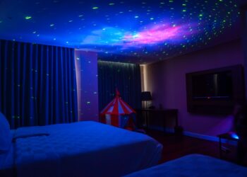 Tuscany Boutique Hotel Luncurkan Staycation Unik “Aurora Camp Night” 