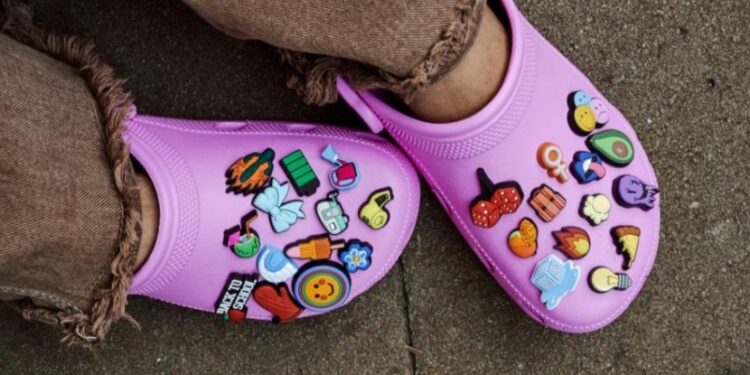 Semarakkan Kampanye Come As You Are, Crocs Berikan Apresiasi Pada Komunitas Anak Muda Indonesia