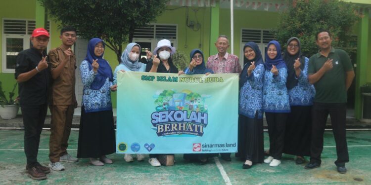 Sekolah Berhati Berikan Bantuan Pendidikan Pada Puluhan Sekolah Binaan di Tangerang