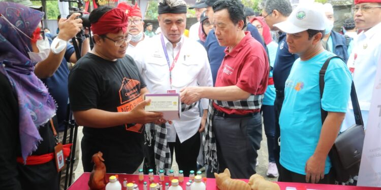 Peringati Hari Rabies Sedunia, Kementan Laksanakan Vaksinasi Hewan Gratis