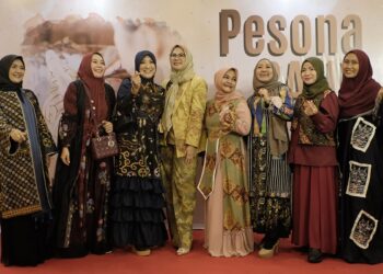 Bersama Dekranasda Desainers Bekasi Sukses Pamerkan Hasil Karya di Hari Batik Nasional