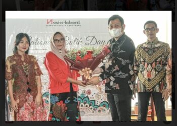 Memperingati Hari Batik Nasional, Swiss-Belhotel Serpong Gelar Fashion Show