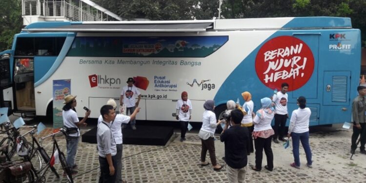 Roadshow Bus KPK di Tangsel Resmi Dimulai, Benyamin : Bangun Budaya Antikorupsi Sejak Dini