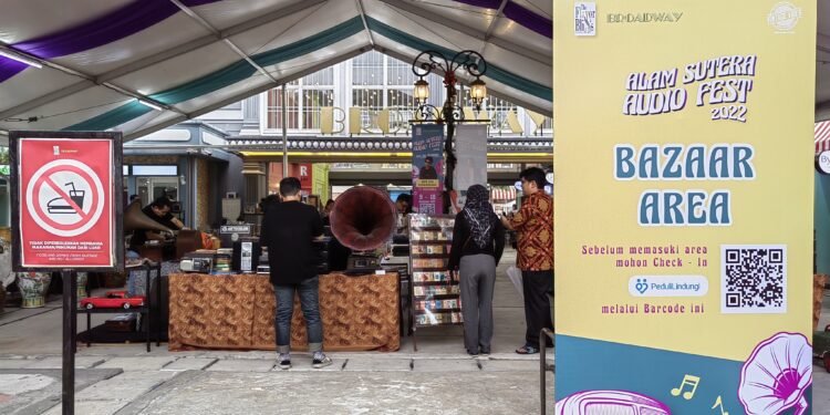 Ciptakan Destinasi Wisata Baru di Tangsel, Alam Sutera Gelar Pameran Radio Vintage