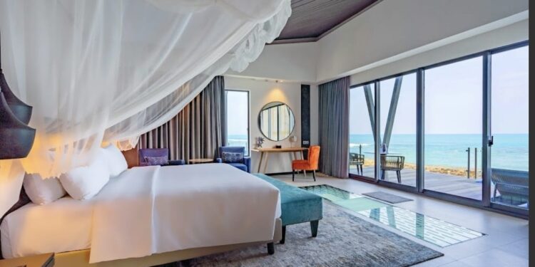 Sambut Liburan, Aston Anyer Beach Hotel Tawarkan Aquavilla Staycation Rasa Maldives